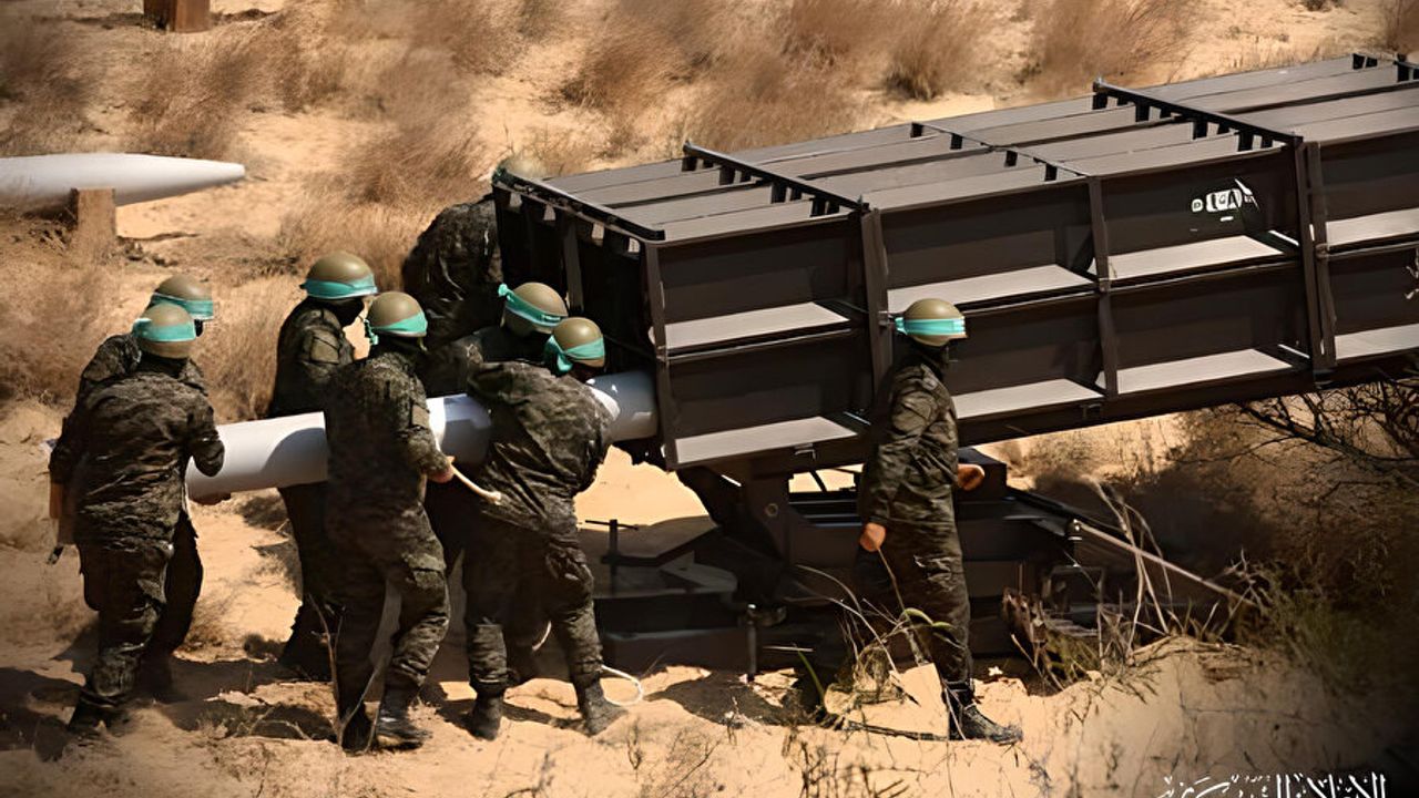 Lübnan'daki Kassam Tugayları, işgalci İsrail'e 8 roket fırlattı
