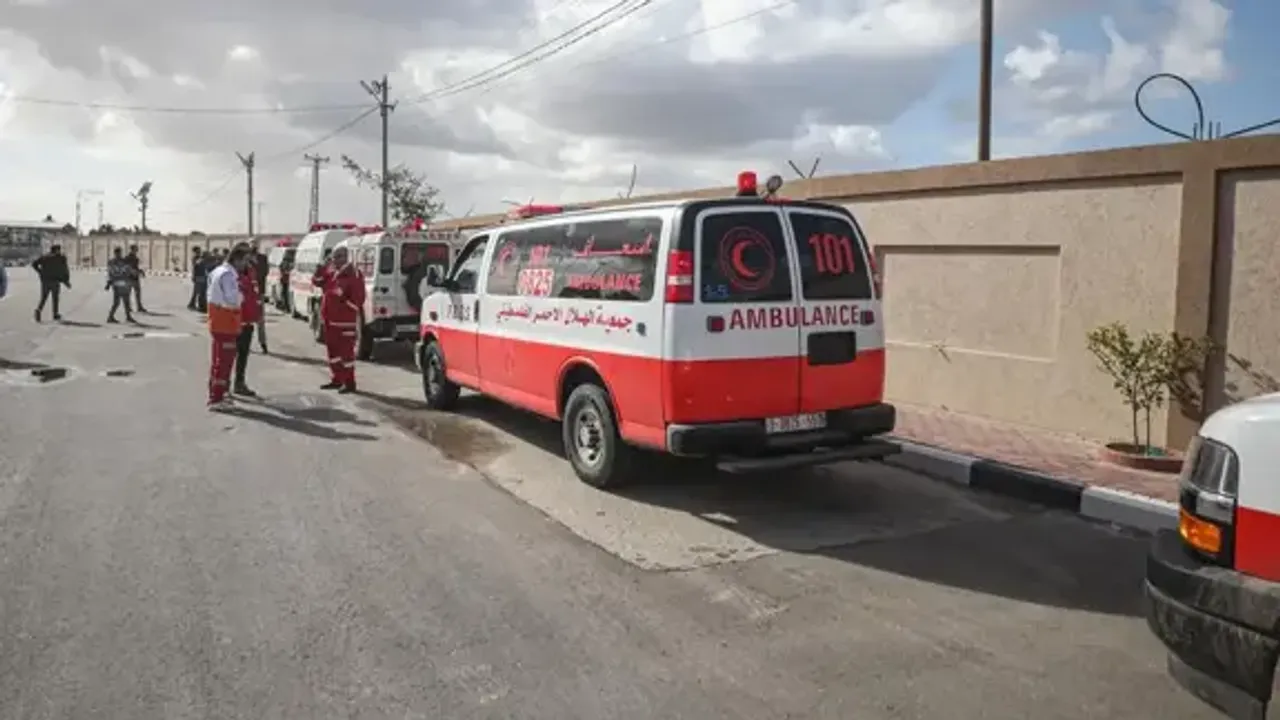 Kızılay, saldırılar nedeniyle Han Yunus'taki binasını boşalttı