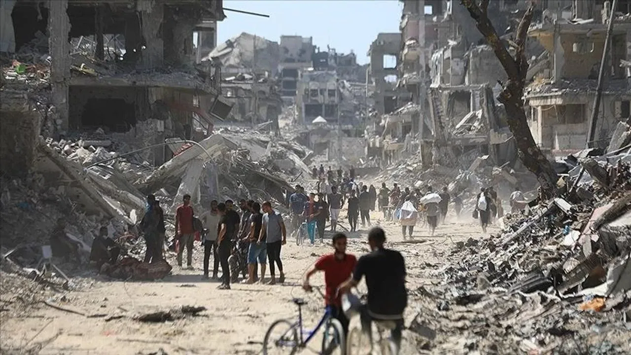 İsrail, Gazze'de güvenli ilan ettiği bölgenin boşaltılmasını istedi