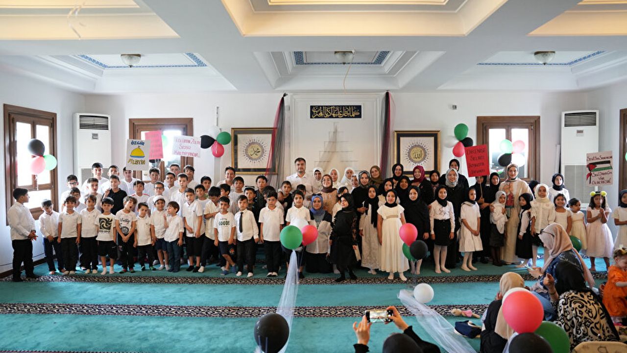 Başakşehir'de camide Gazze'ye destek programı yapıldı