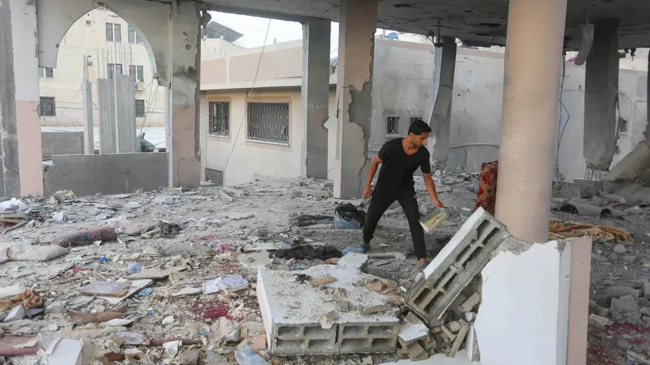İsrail'in Gazze'ye düzenlediği bombardımanlarda 11 Filistinli daha şehit oldu