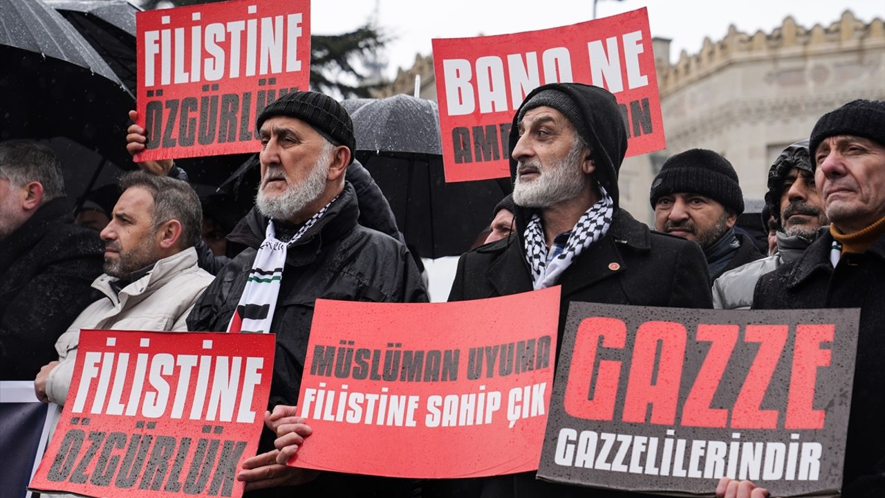 Samsun'da Trump'ın Filistinlileri yerinden etme planına karşı protesto düzenlendi