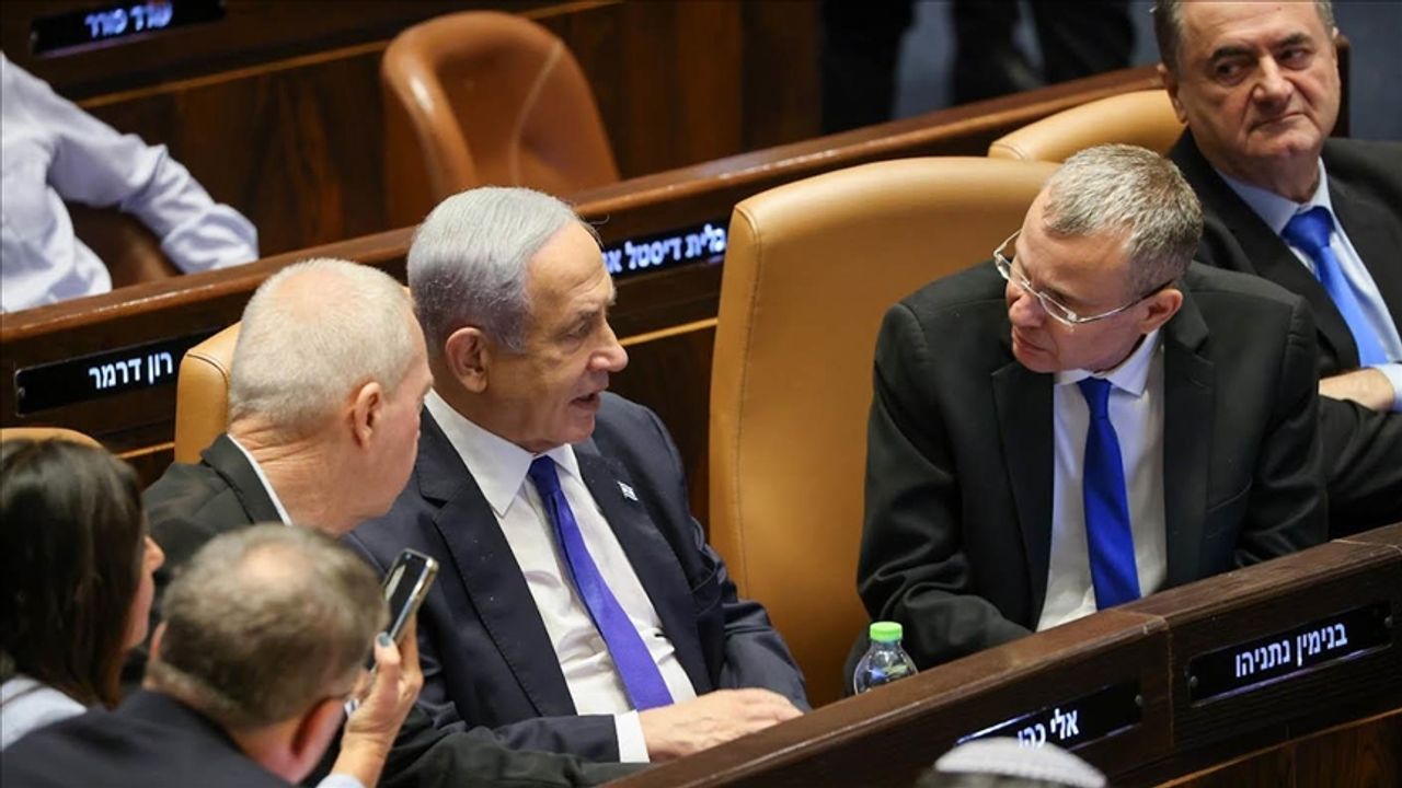Netanyahu koalisyonu kan kaybediyor!
