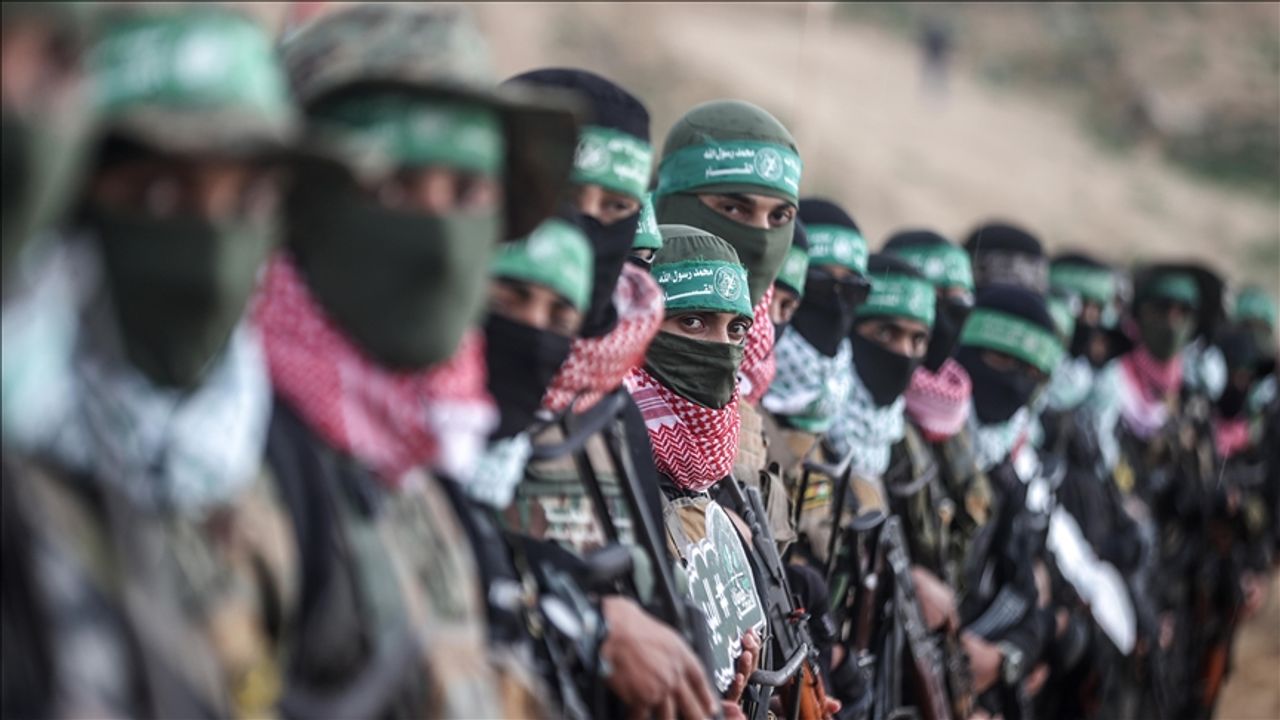 Filistinlilerin %70'i Hamas'ın silah bırakmasına karşı