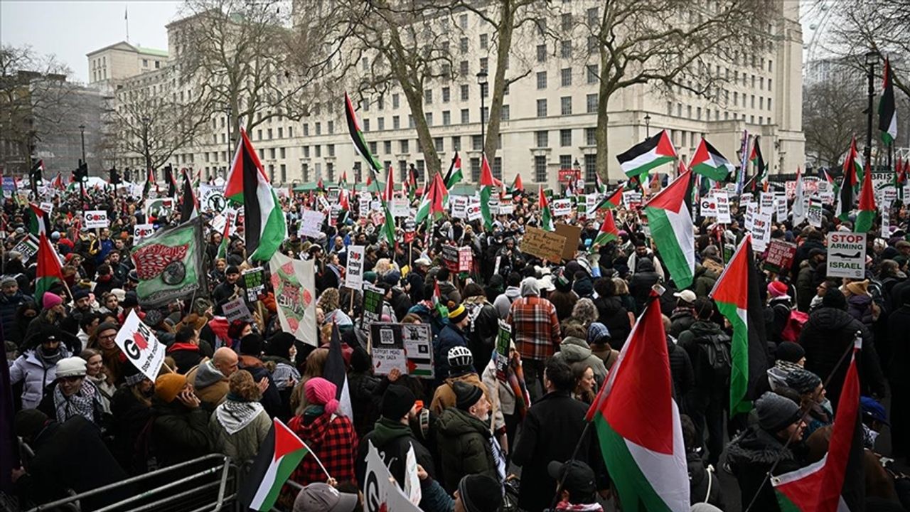 İngiltere’deki Filistin yanlısı tutuklular greve başlıyor