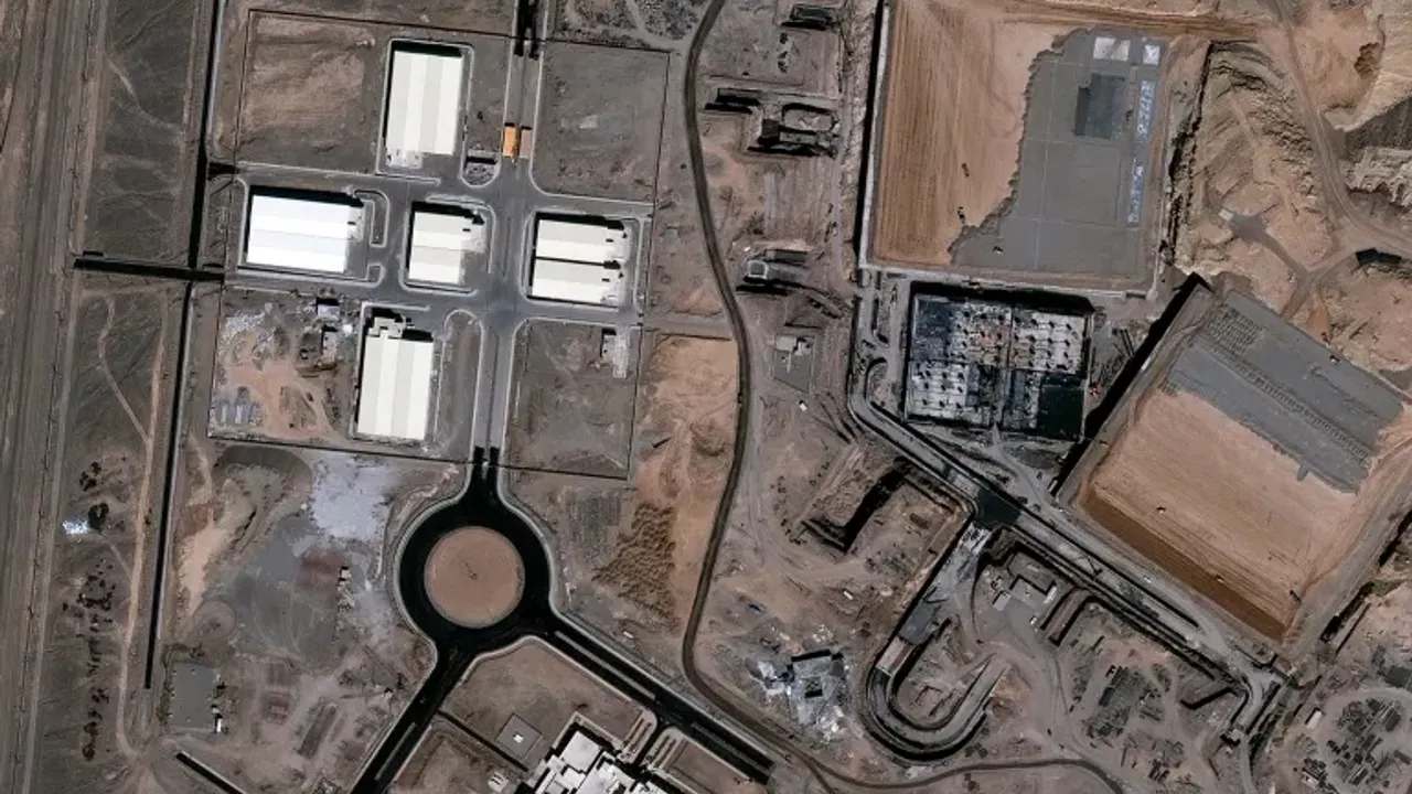 Uydu görüntüleri Natanz'daki yıkımı ortaya koydu
