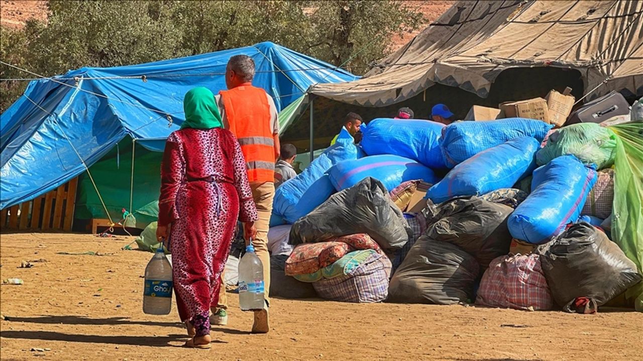 Fas'ta depremzedelere yardım faaliyetleri sürüyor