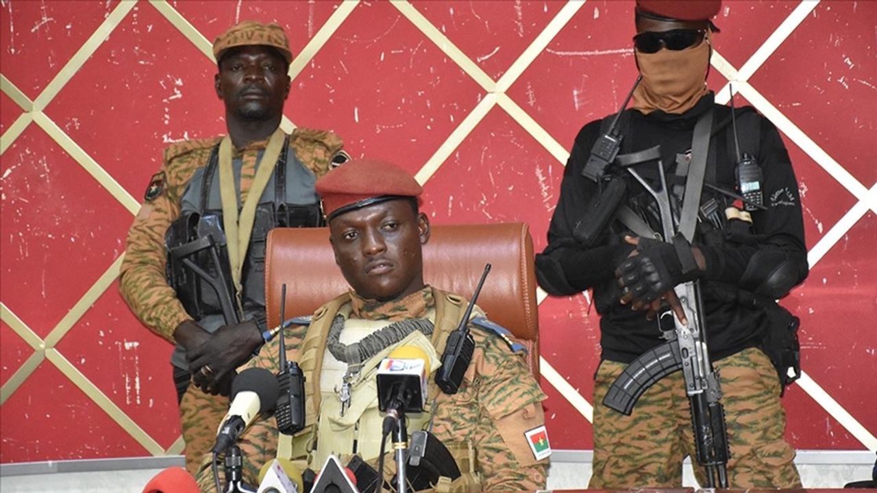 Burkina Faso Cumhurbaşkanı Traore, seçimlerle ilgili konuştu