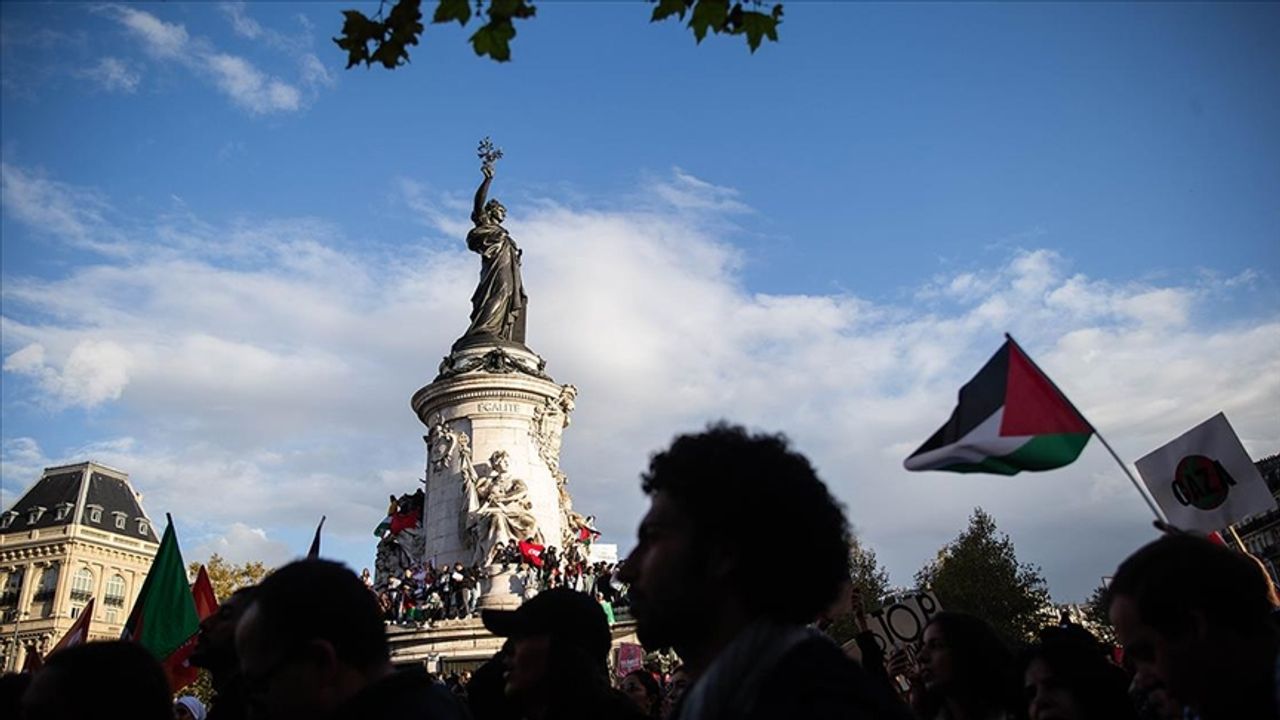 Paris'te Filistin'e destek gösterisine izin yok!