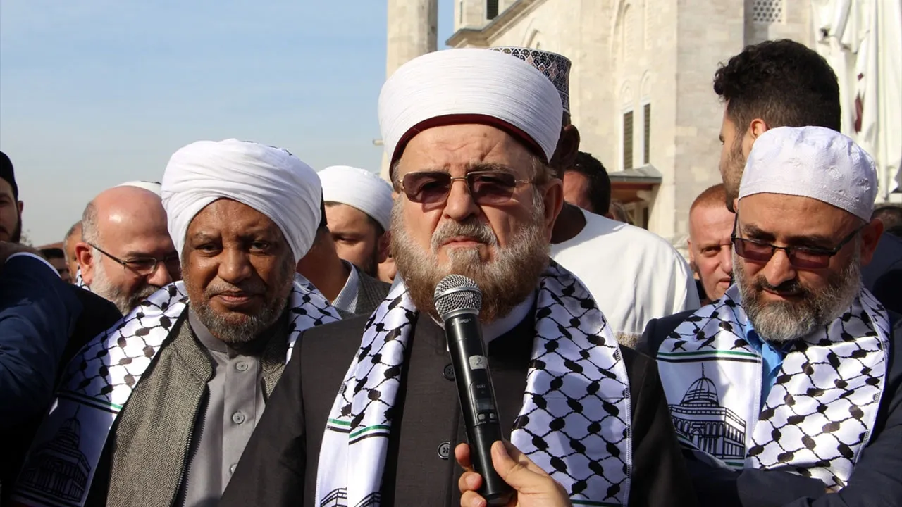 Karadaği, İslam alemini ikaz etti