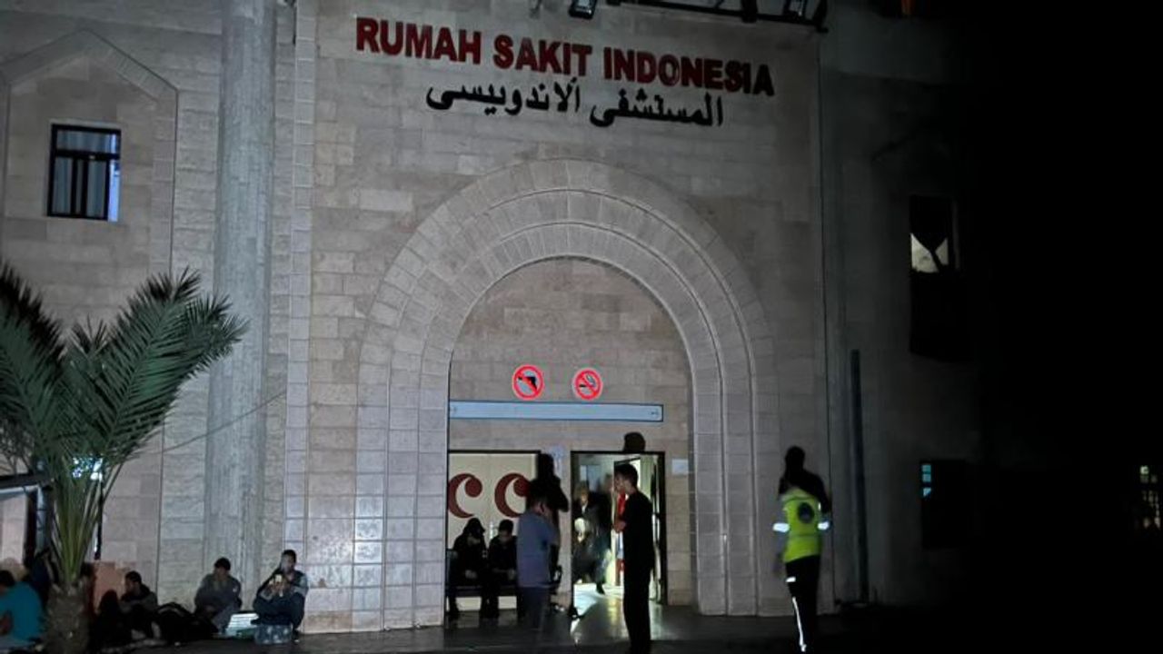 Endonezya Hastanesi kapasite aşımla karşı karşıya!