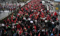 İşgalci İsrail'in Gazze'ye yönelik saldırılarını protesto için Ankara'da yürüyüş düzenlendi