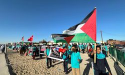 Moritanya'daki Maarif Okulu öğrencileri, Gazze yürüyüşü düzenledi