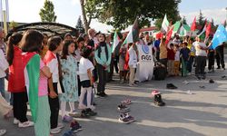 Niğde'de çocuklar, İsrail'in Filistin'e yönelik saldırılarını protesto etti