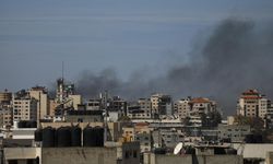 İsrail'in Gazze saldırılarında 4 sivil daha şehit oldu