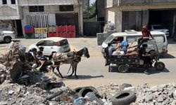 Uluslararası STK'lar, İsrail'in Deyr el-Belah'taki sivilleri göçe zorlamasına tepki gösterdi