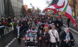 İsveç'te İsrail'in Gazze, Lübnan ve İran'a yönelik saldırıları protesto edildi