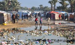 İsrail, yeni tahliye emriyle Gazze'nin kuzeyindeki Filistinlileri zorla yerinden etmeyi sürdürüyor