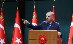 Cumhurbaşkanı Erdoğan’dan Suriye lideri Şera’ya tebrik mesajı