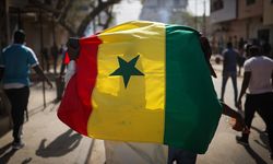 Senegal, ülkedeki Fransız askerlerini 2025 içinde gönderecek