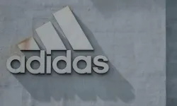 Adidas'ın ayakkabılarından domuz derisi çıktı!