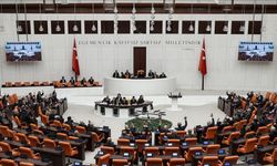 AK Parti TBMM Grubu'ndan Cumhurbaşkanı Erdoğan ve ailesine yönelik hakaretlere tepki