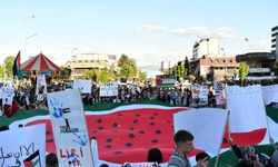 Kuzey Makedonya'da Gazze'ye destek gösterisi düzenlendi