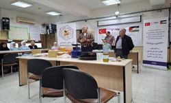 TİKA'nın Filistin'de arıcılığın geliştirilmesine yönelik destek projesi eğitimlerle sürüyor