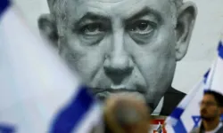 Haaretz: İsrail, kuruluş yıldönümünde içeriden parçalanıyor