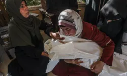 Gazze'de şehit sayısı 52 bin 653’e yükseldi