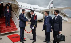Suriye Cumhurbaşkanı Şara, ilk Avrupa ziyareti için Paris'te