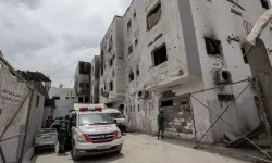 İsrail, Endonezya Hastanesi'ni kuşattı