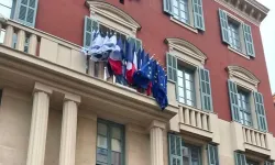 Fransa'da mahkeme, Nice Belediyesi'ne asılan İsrail bayraklarının kaldırılmasına hükmetti
