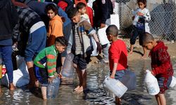 BM: Gazze'de İsrail'in yakıt ablukası son bulmazsa çocuklar susuzluktan ölebilir