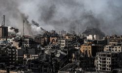 İsrail, Gazze'nin kuzeyindeki bir diyaliz merkezini yerle bir etti