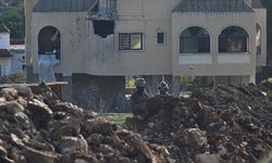 İsrail güçleri, Lübnan güneyine sızarak bir evi patlayıcılarla havaya uçurdu