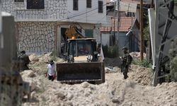 İsrail'in aylardır saldırı ve yıkım yaptığı Tulkerim kampı sakinleri, zor şartlarla mücadele ediyor