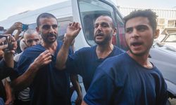 İsrail, Gazze'de alıkoyduğu 10 kişiyi serbest bıraktı