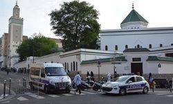 Fransa'da bir mescide kundaklama girişimi