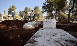 Kudüs'te fanatik Yahudiler, Müslüman mezarlığını tahrip etti