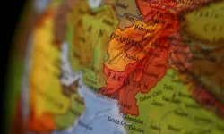 İstanbul zirvesi: Afganistan ve Pakistan görüşmeleri uzattı