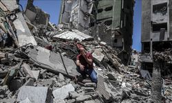 Gazze'de acı bilanço: 10 bin şehit hala enkaz altında