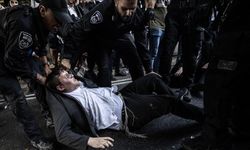 Harediler, zorunlu askerliği protesto ediyor!