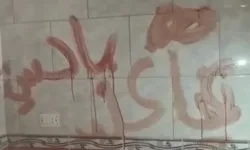 Esed artıkları Sünni çifti yaktı: Kanlarıyla yazı yazdılar!