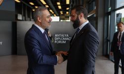 Türkiye'nin rolüyle Ahmed Şara'nın iktidar yükselişi