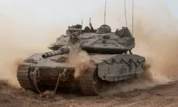 İsrail vurduğu çocuğu tankla ezdi: Vücudu ikiye bölündü