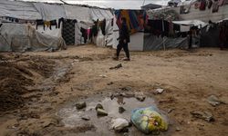 Gazze'nin konuşulmayan krizi: Tuvalet kuyruklarında yaşam