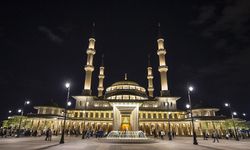 Rahmet ve bereket gecesi: Regaip Kandili