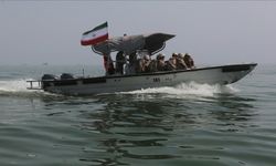 Hürmüz Boğazı'nda hipersonik hamle: İran'dan dikey atış