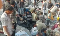 İran'da yas: İsrail saldırısında 85 öğrenci hayatını kaybetti